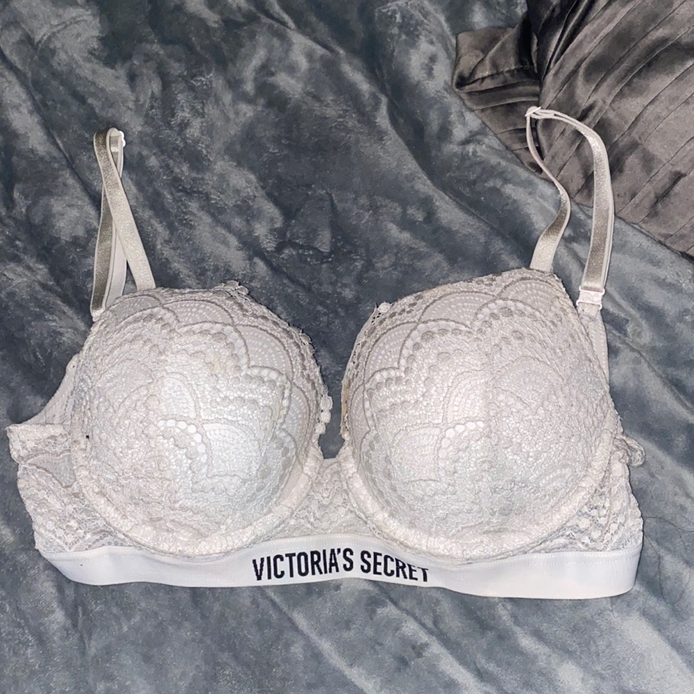 Victoria’s Secret Band Bra